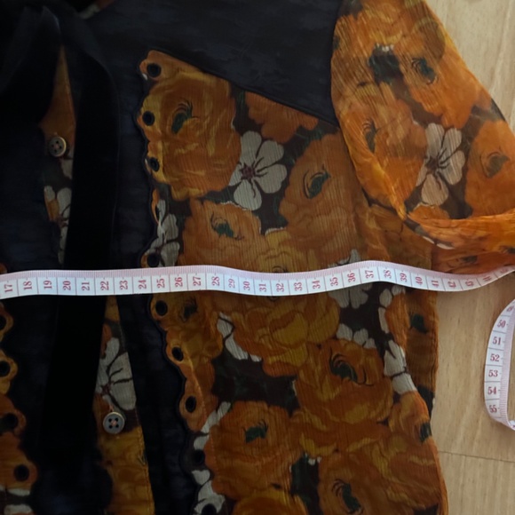 Coach 100% silk blouse - Picture 8 of 8